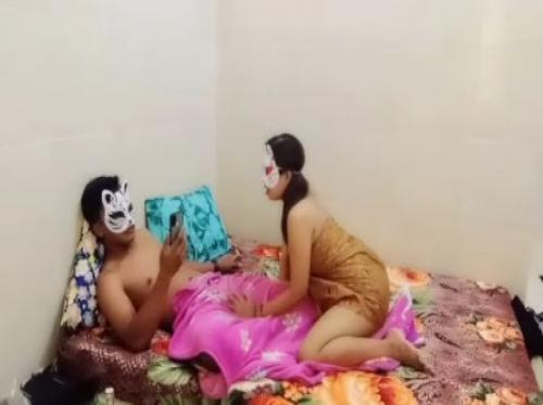 Sialan seorang gadis penuh nafsu yang sangat membutuhkan ayam